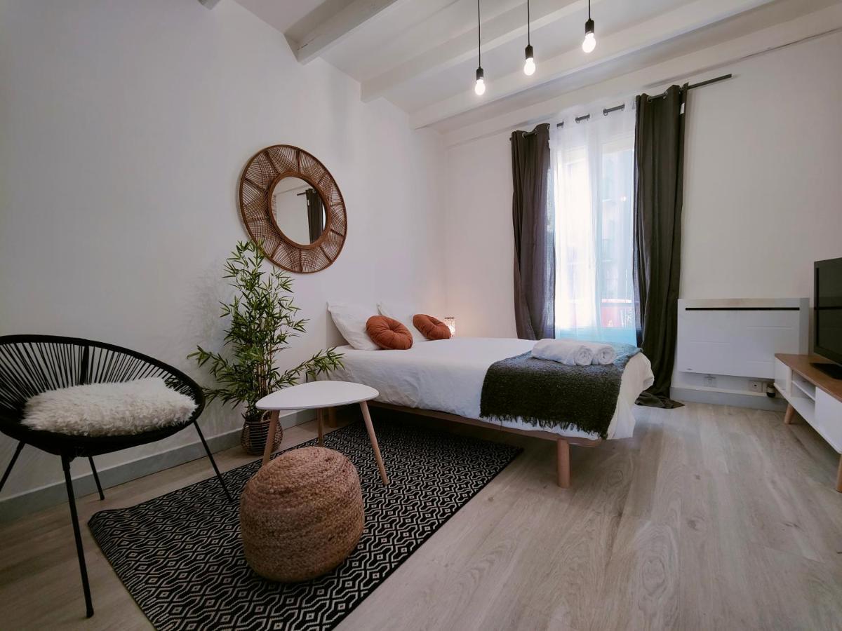 Studio Cozy Proche De Paris โคล็อมบ์ ภายนอก รูปภาพ