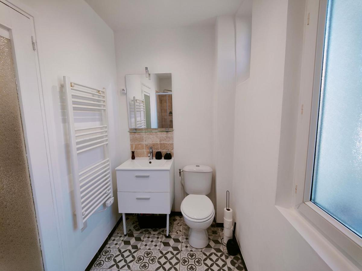 Studio Cozy Proche De Paris โคล็อมบ์ ภายนอก รูปภาพ